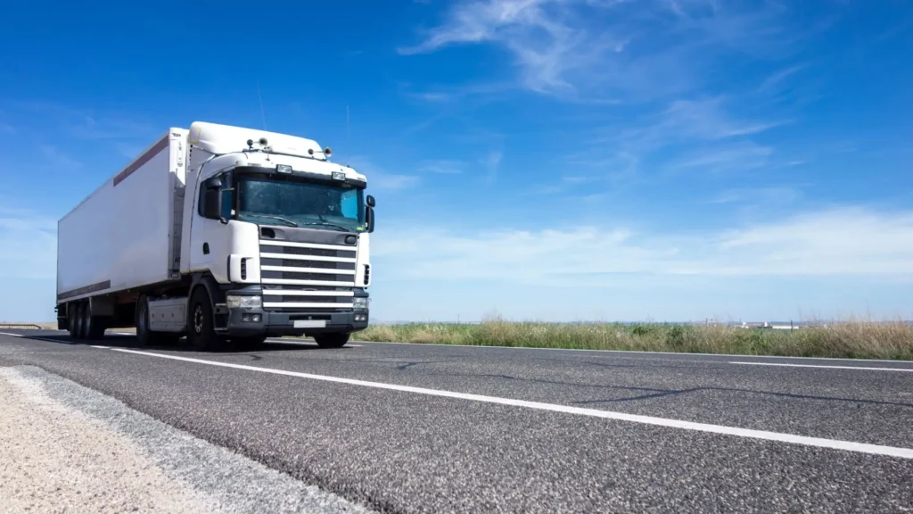 Transporte terrestre Sureste mexicano — cómo elegir proveedor para tu empresa — DG Transporte Peninsular
